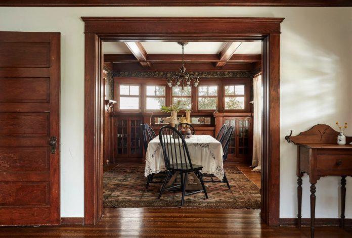 [Archidzz’s Partner] Trở Về Với Nghệ Thuật Thủ Công Trong Căn Hộ Phong Cách Craftsman của NTK Ngô Đặng Bình
